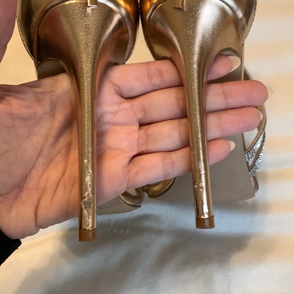 Rose Gold Steve Madden heels - Picture 3 of 8